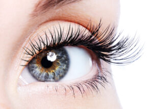 How To Pick the Perfect False Lashes
