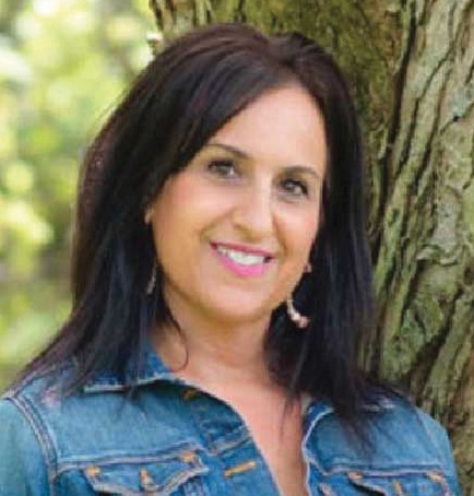 Andrea Lopes, MSW, Life and Business Coach