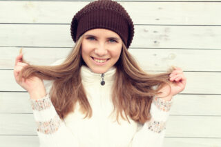 8 Ways To Avoid Dry Hair This Winter