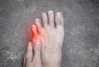 <strong>Causes Of Pinky Toe Pain</strong>