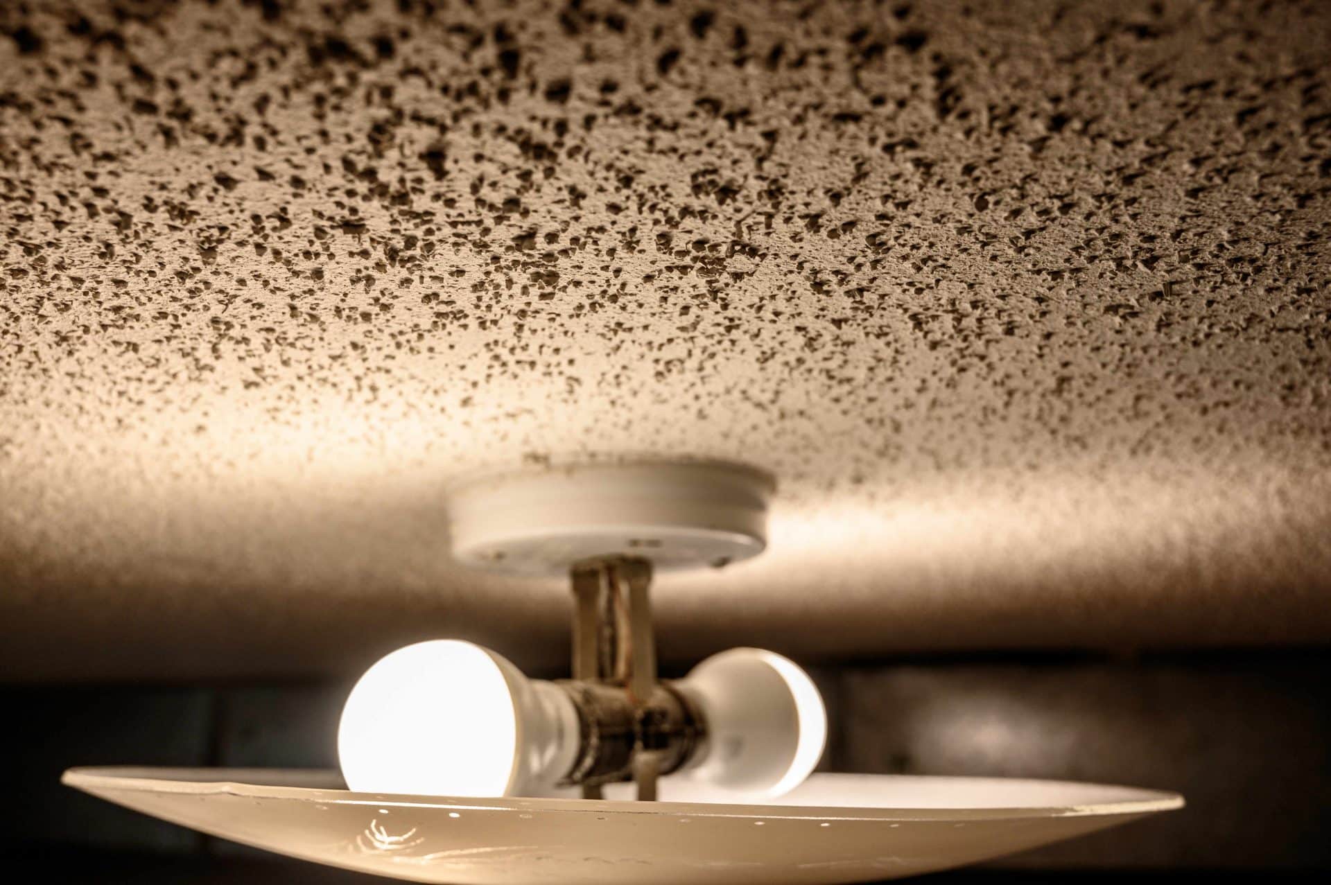 How To Remove Asbestos Popcorn Ceilings Safely Your Health Magazine