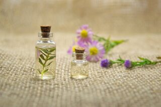 Healing with Essential Oils for Nerve Pain and Relaxation