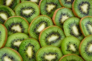 Discover the Health Benefits and Nutritional Value of Kiwi Fruit