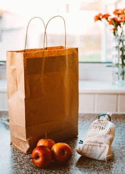 Essential Healthy Grocery List for Your Next Shopping Trip