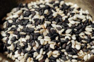 Discover the Health Benefits of Black Seed Oil for Your Skin and Overall Wellbeing