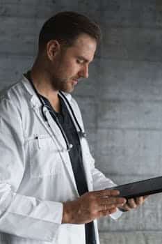 Managing Autoimmune Diseases: The Role of Immunosuppressants in Treatment